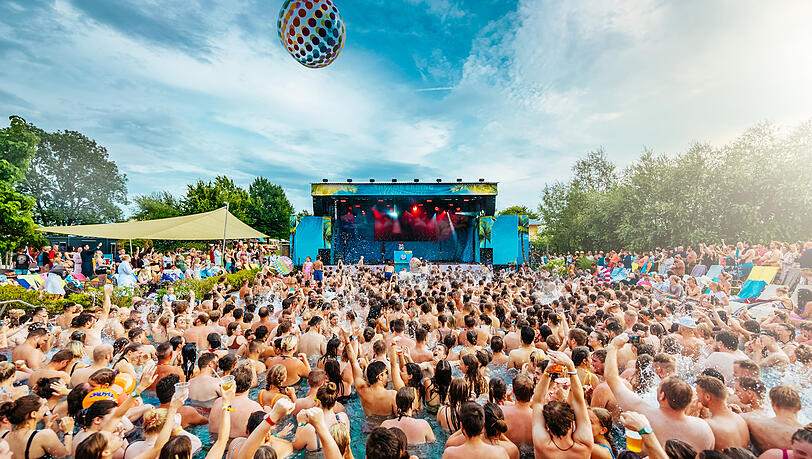 Das absolute Festival Highlight des Jahres findet von Freitag, den 7.Juli bis Sonntag, den 9. Juli 2023 im Außenbereich der Therme Erding statt.
