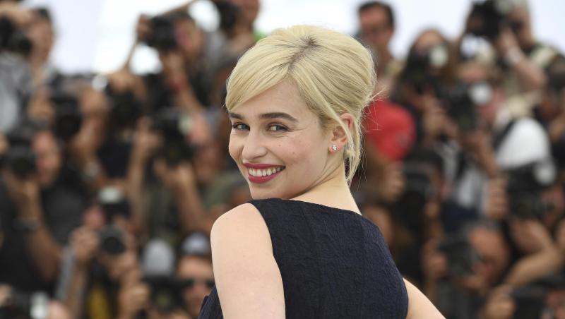 Weihnachten 2019 kann man mit Emilia Clarke feiern. Weihnachten 2019 kann man mit Emilia Clarke feiern.