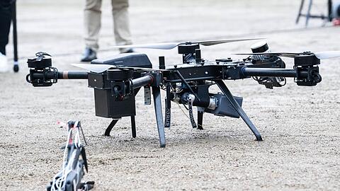 Die Nachfrage nach Systemen zur Detektion und Abwehr von Drohnen hat laut Bundesverband der Deutschen Luft- und Raumfahrtindustrie zuletzt zugenommen. (Archivbild)