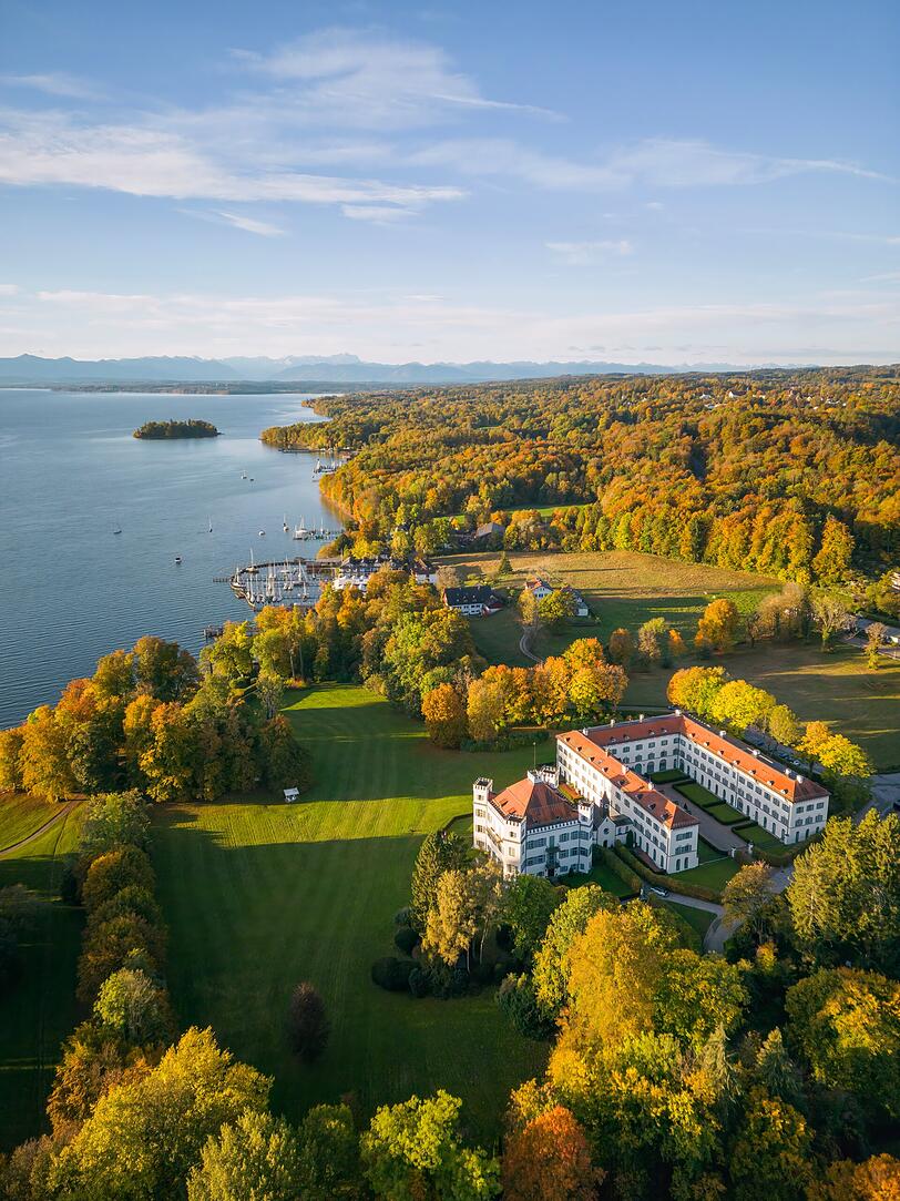 Auf Sisis Spuren am Starnberger See. Auf Sisis Spuren am Starnberger See.