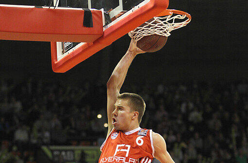 Die Basketballer des FC Bayern überzeugen bei ihrem dringend notwendigen Heimsieg. Gegen Ludwigsburg gewinnt der FC Bayern mit 81:69 gegen Ludwigsburg.