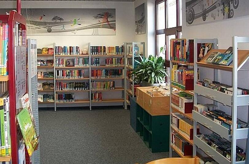 In der Stadtbibliothek Moosach gibt es auch immer wieder kulturelle Veranstaltungen. (Symbolbild)