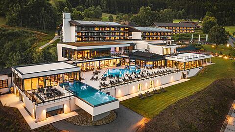 Das Hotel Sonnenhof, umgeben von einer traumhaften Natur.