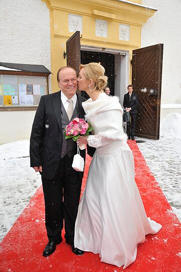 Die Traumhochzeit von Star-Koch Winkler und seiner Denise - sehen Sie hier die wunderschönen Bilder aus dem zugeschneiten Aschau.