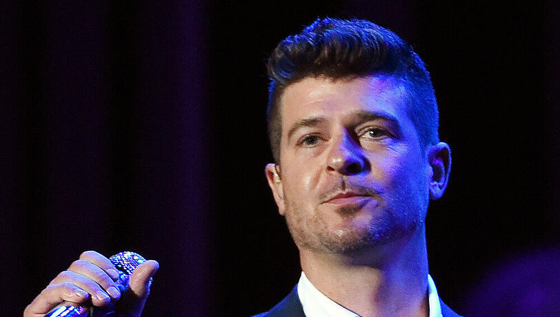 Robin Thicke bei einem Auftritt in Los Angeles Robin Thicke bei einem Auftritt in Los Angeles