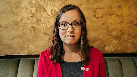 Die 34-jährige Kabarettistin und Autorin Helene Bockhorst aus Hamburg debütierte mit dem Roman "Die beste Depression der Welt".