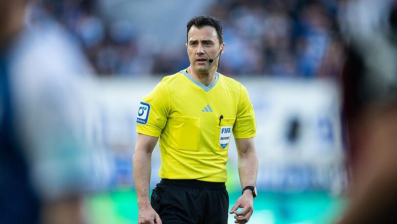 Schiedsrichter Felix Zwayer wird am 18. August das Bundesliga-Eröffnungsspiel leiten.