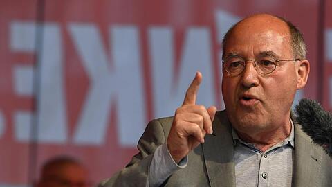 Gregor Gysi im April bei der Auftaktkundgebung der Linkspartei zur Europawahl.