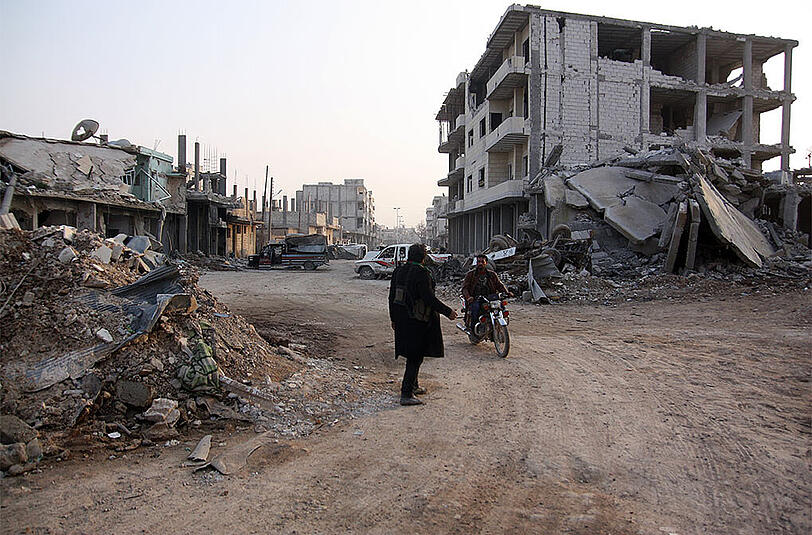 Nach dem Sieg über die Terrormiliz IS in der syrischen Stadt Kobane gleicht diese einem Schlachtfeld. Die Geisterstadt in Schutt und Asche. Die Bilder.