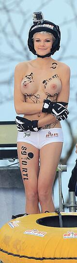Mehr Bilder von Melanie Müler und Jordan Carver...