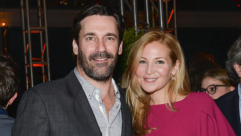 Jon Hamm und seine langjährige Partnerin Jennifer Westfeld im Januar in New York Jon Hamm und seine langjährige Partnerin Jennifer Westfeld im Januar in New York