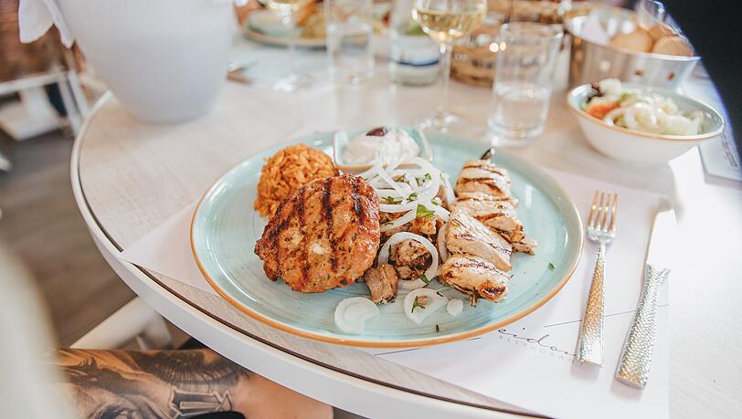 Das Gemüse und das Fleisch kommt aus der Region. Das Gemüse und das Fleisch kommt aus der Region.