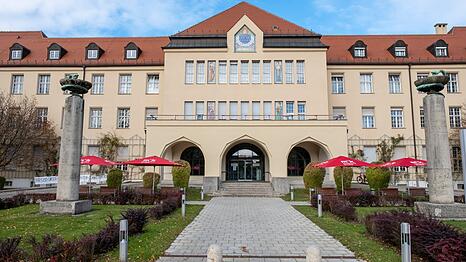 &Auml;rzte der st&auml;dtischen Kliniken haben mehrere Brandbriefe geschrieben. Sie f&uuml;hlen sich &uuml;berlastet.