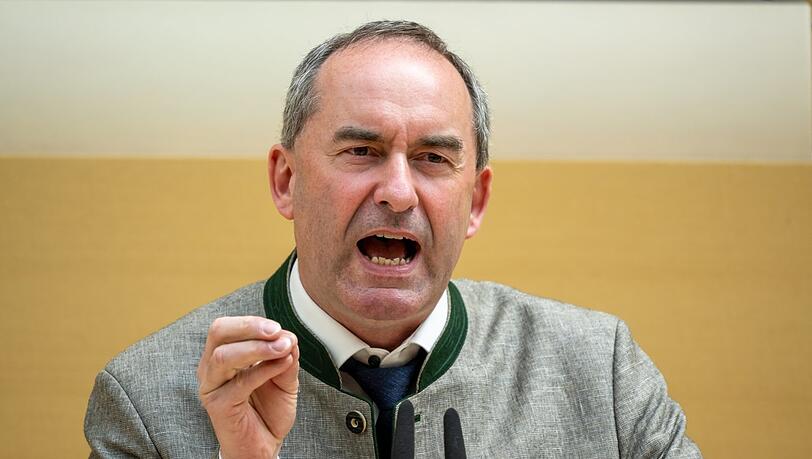 Freie-Wähler-Chef Hubert Aiwanger legt sich mit dem Koalitionspartner CSU an.