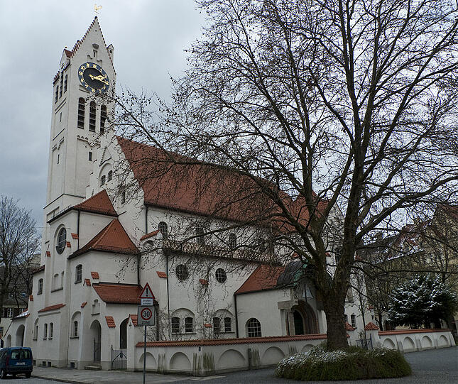 Die Schwabinger Erlöserkirche wird zum Konzertraum an Silvester.