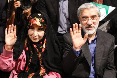 Sie gilt als die wahre Radikale der beiden: Mir Hossein Mussawi und seine Frau Zahra Rahnaward.