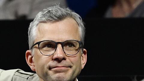 Porsche-Finanzchef Jochen Breckner rechnet durch den Stellenabbau mit Milliarden-Einsparungen. (Archivbild)