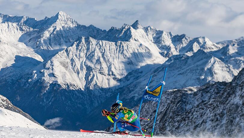 In Sölden startete am Wochenende die neue Alpin-Saison. In Sölden startete am Wochenende die neue Alpin-Saison.