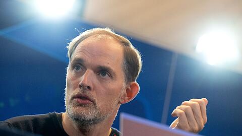 Bayern Münchens Trainer Thomas Tuchel bei einer Pressekonferenz in Rom.