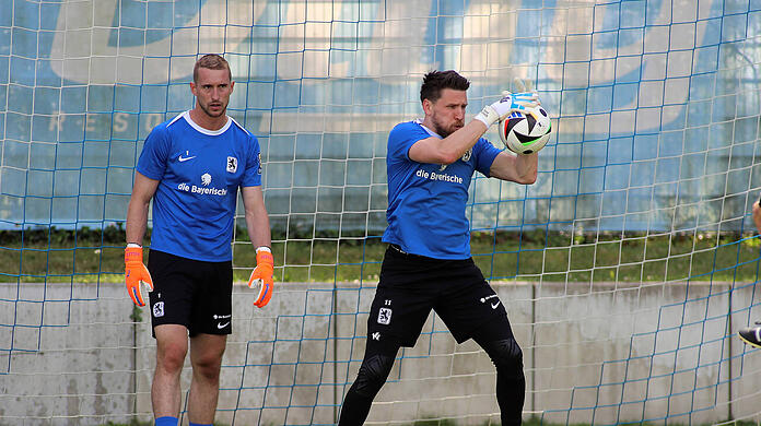 Die Löwen-Keeper Marco Hiller und René Vollath.