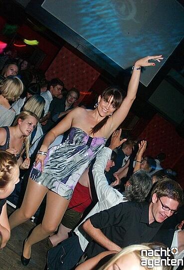 Extrem viel nackte Haut gab?s am Freitag beim 8 Jahre Partypusher im Sugar zu sehen. Mehr Bilder unter: www.nachtagenten.de.