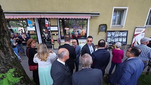 Rund 70 Teilnehmer waren nach Angaben des Veranstalters zur Gedenkveranstaltung am Nachmittag gekommen.