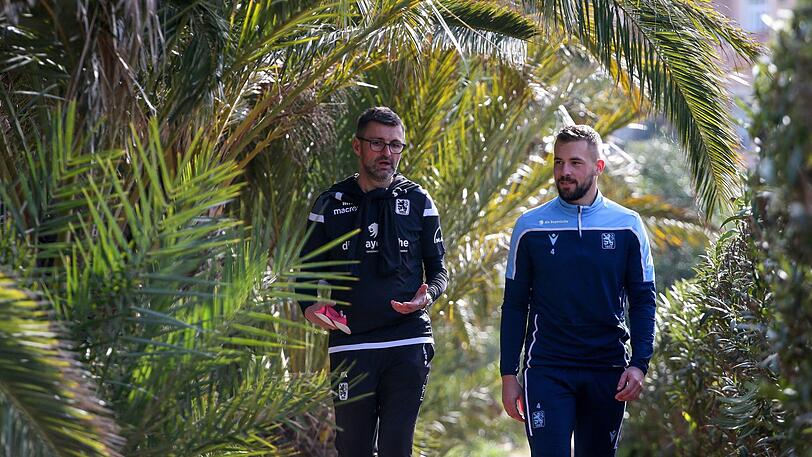 Gegen Braunschweig wohl nicht erste Wahl bei Trainer Michael Köllner: Löwen-Kapitän Felix Weber (r.).