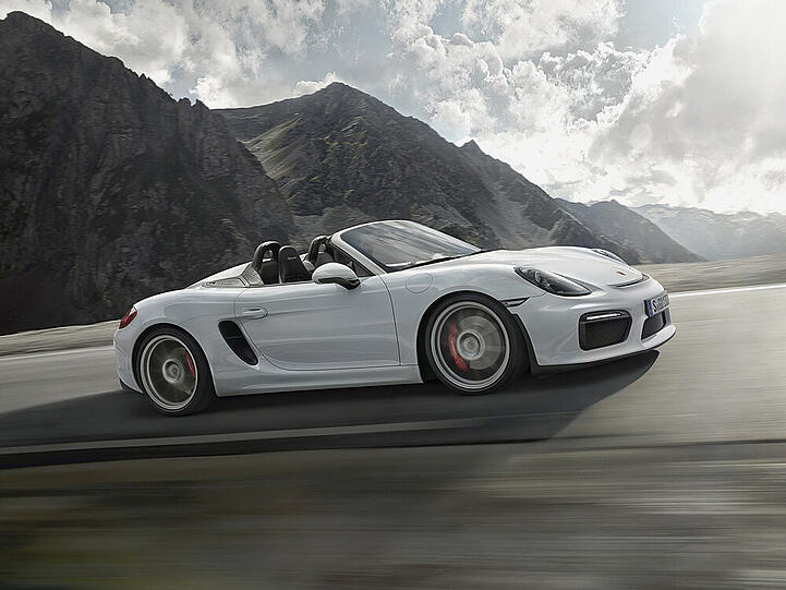 In der Tradition reinrassiger Sportwagen: Der neue Porsche Boxster Spyder