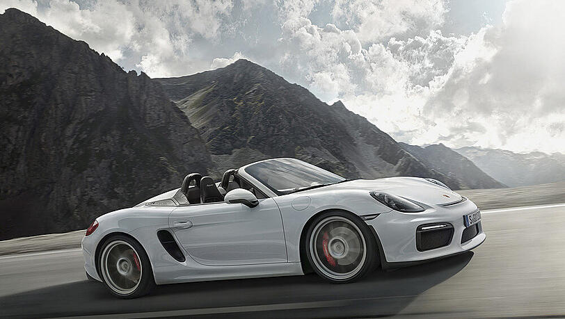 In der Tradition reinrassiger Sportwagen: Der neue Porsche Boxster Spyder In der Tradition reinrassiger Sportwagen: Der neue Porsche Boxster Spyder