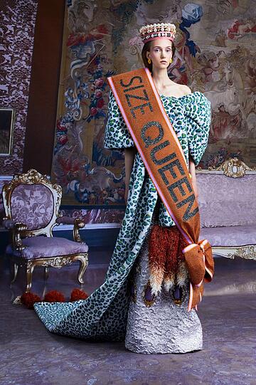"Die neuen Royals" könnte sich ruhig etwas trashiger kleiden, finden die Fashion Artists Viktor & Rolf.