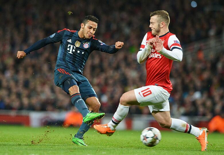 THIAGO ALCÁNTARA NOTE 2
Etwas verhaltener als Kroos. Spielte nicht so dominant und mit dem Kopf oben wie sonst. Behielt meist den Überblick, auch wenn's hektisch wurde.
