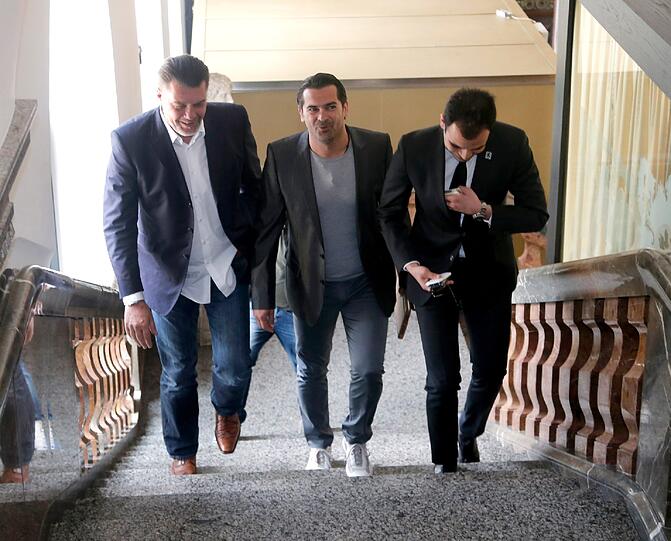 Von links: Präsident Gerhard Mayrhofer, Spotdirektor Gerhard Poschner und Investorenvertreter Noor Basha
