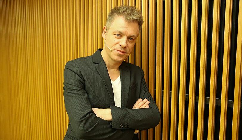 Michael Mittermeier reagiert auf Morddrohungen gelassen: "Diese Menschen bekommen meinen Hass nicht, aber auch nicht meine Angst."