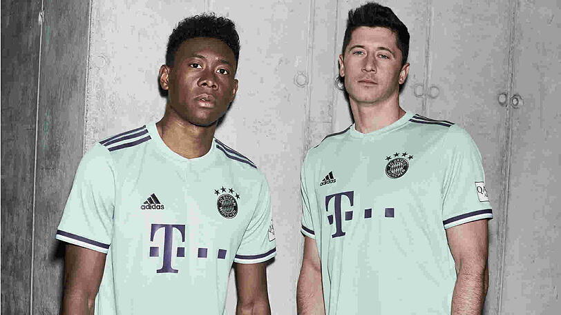 So sieht es also aus, das neue Auswärts-Trikot des FC Bayern.
