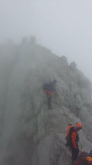 Bilder von der dramatischen Rettungsaktion im Nebel.