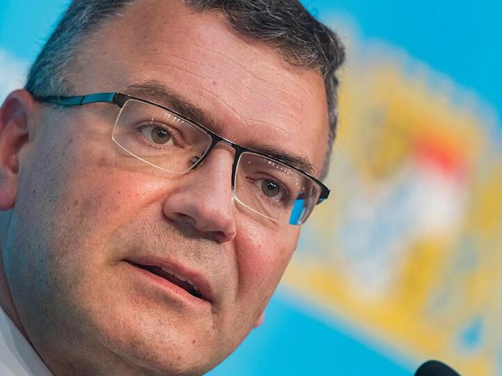 Florian Herrmann (CSU), Leiter der Staatskanzlei und Staatsminister für Bundes- und Europaangelegenheiten und Medien. Foto: Peter Kneffel/dpa/Archiv
