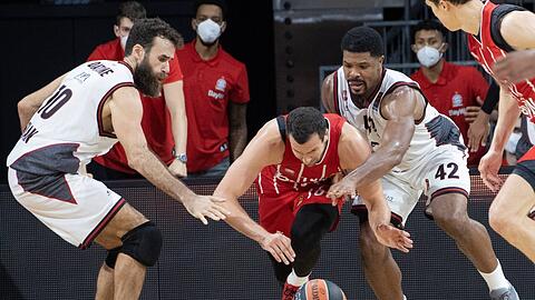 Will mit Bayern im fünften Versuch endlich den ersten Sieg gegen Mailand: Nationalspieler Paul Zipser (M.).