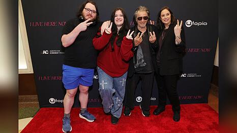 (V.l.n.r.): Anton, Olivia, Al und Julie Pacino bei der Filmpremiere.