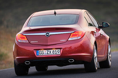 Als Sparmodell EcoFlex entwickelt der Opel Insignia weniger Durst.