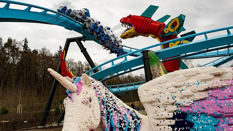 Das Legoland Deutschland Resort im schwäbischen Günzburg gehört zu den größten Freizeitparks in Bayern. (Archivbild)