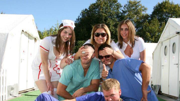 Das "Hangover Hospital" ist Münchens wildestes Wiesn-Quartier. Das "Hangover Hospital" ist Münchens wildestes Wiesn-Quartier.