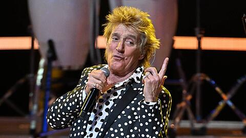 Rod Stewart kann sich auf das n&auml;chste Enkelkind freuen.