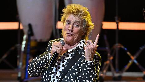 Rod Stewart kann sich auf das n&auml;chste Enkelkind freuen.