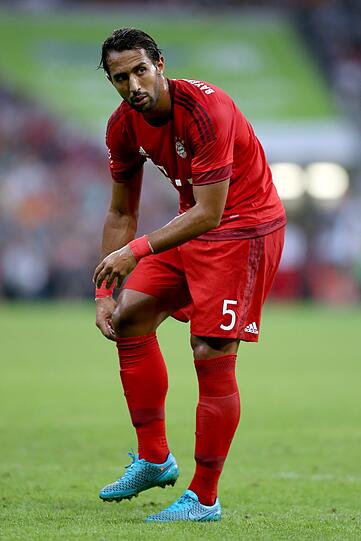 Medhi Benatia, Note 4: Der Marokkaner fiel mit ungestümen Foulspielen auf. Sein Timing passt oft nicht.