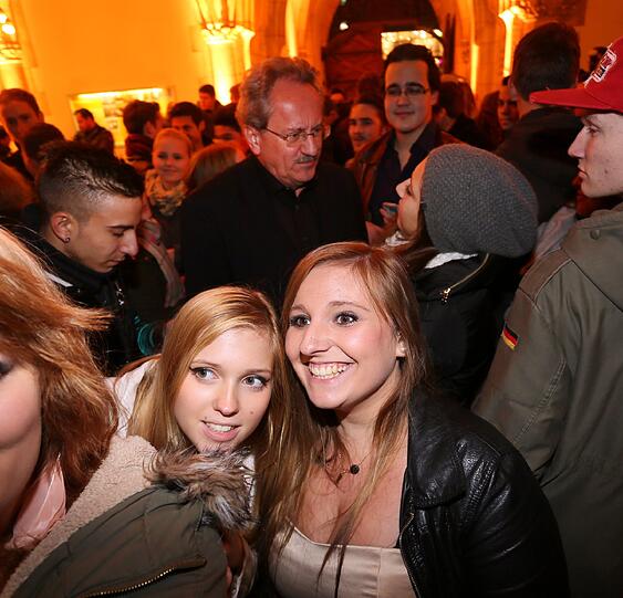 OB Christian Ude lud bereits zum achten Mal alle 18-jährigen Münchner zum Rathaus-Clubbing ein. Die Bilder!