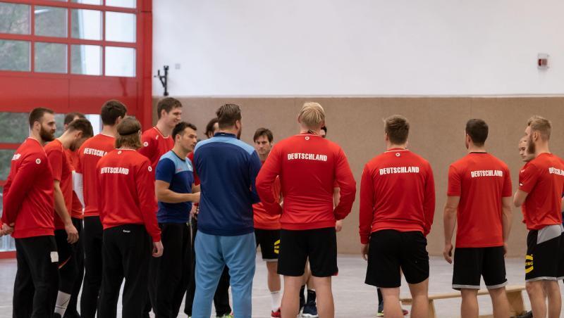 Training der deutschen Handball- Nationalmannschaft in Barsinghausen. Danach gibt es eine kurze Auszeit über Silvester.