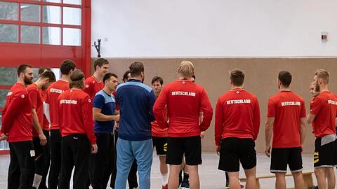 Training der deutschen Handball- Nationalmannschaft in Barsinghausen. Danach gibt es eine kurze Auszeit über Silvester.