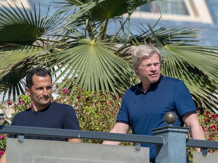 Hasan Salihamidzic (l) und Oliver Kahn wollen nochmals zusammen die Champions League mit dem FC Bayern München gewinnen.
