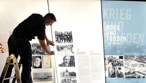 Erster Blick in die Ausstellung: Informationen und Dokumente bereichern das Memorium Nürnberger Prozesse. Erster Blick in die Ausstellung: Informationen und Dokumente bereichern das Memorium Nürnberger Prozesse.
