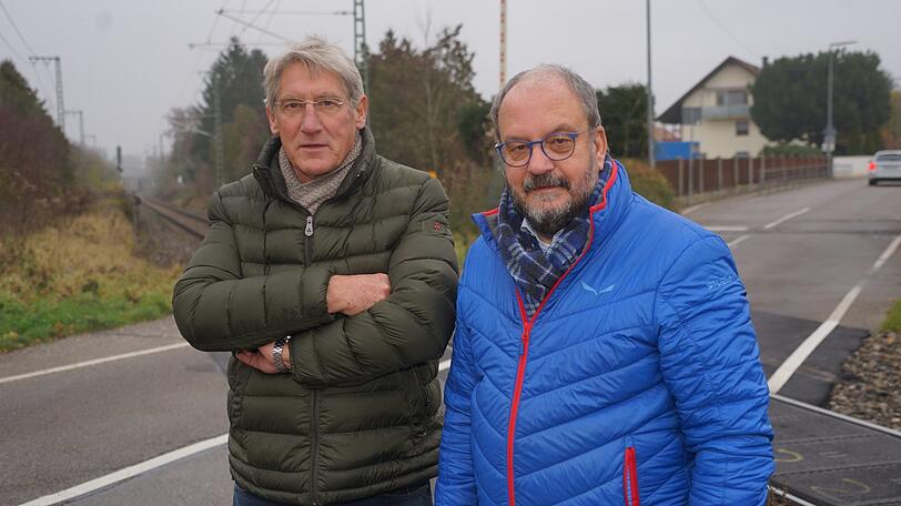 Peter Grotz (l.) und Peter Brück von der Bürgerinitiative sorgen sich um die Ruhe der Anwohner.